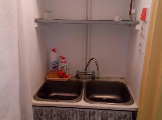 ゲストハウス Agria Retur Vendeghaz 3*